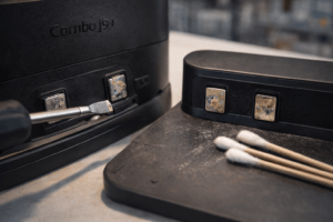 reparar-roomba-combo-j9-plus-base de carga rota